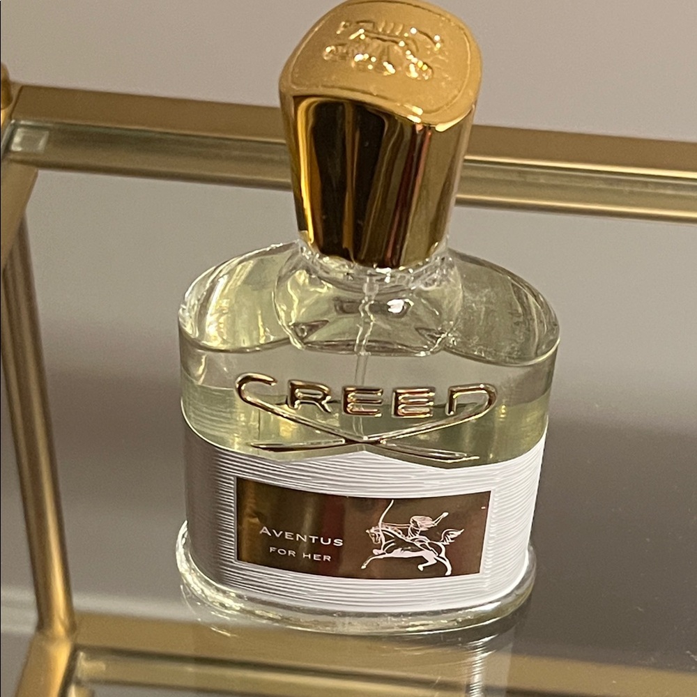 Creed Aventus for Her